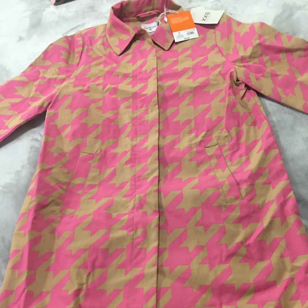 Very beautiful jacket brand new.